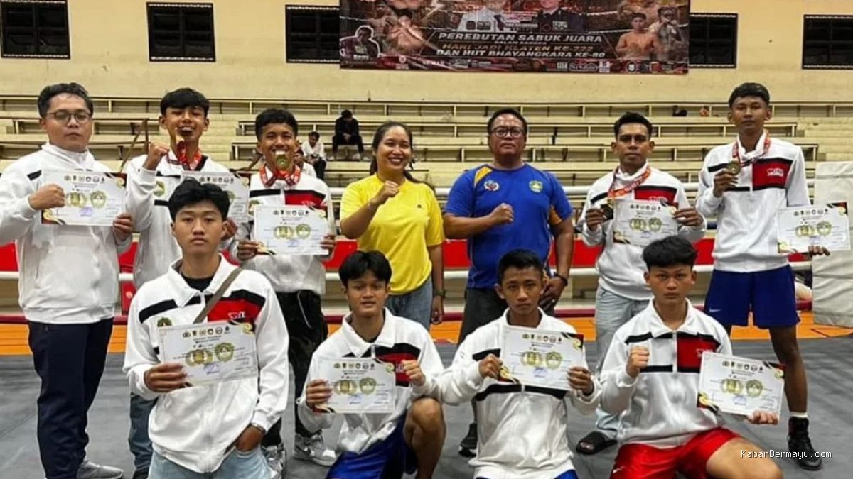 Tim Pertina Indramayu Sabet 10 Medali di Piala Tinju Kapolresta 2026