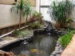 Photo by elviajeentren.blogspot.com - 10 Ide Desain Taman Belakang dengan Kolam Ikan Minimalis