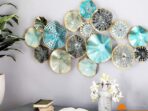 10-ide-kreatif-hiasan-dinding-dari-barang-bekas-di-rumah-38071 Photo by omahalit.com - 10 Ide Kreatif Hiasan Dinding dari Barang Bekas di Rumah
