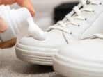 Photo by idehpucp.pucp.edu.pe - Panduan Memulai Bisnis Cuci Sepatu Sneaker Rumahan di Garasi