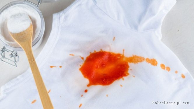 Photo by cianjur.viva.co.id - Panduan Menghilangkan Noda Saus Sambal pada Seragam Putih