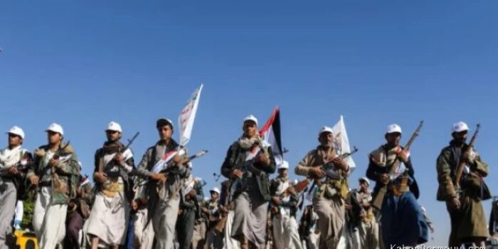 Pemerintah Yaman Gempur Basis Houthi di Pesisir Laut Merah