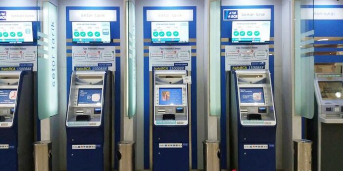Photo by kabarmedan.com - Tips Hemat Biaya Tarik Tunai di ATM Beda Jaringan Bank