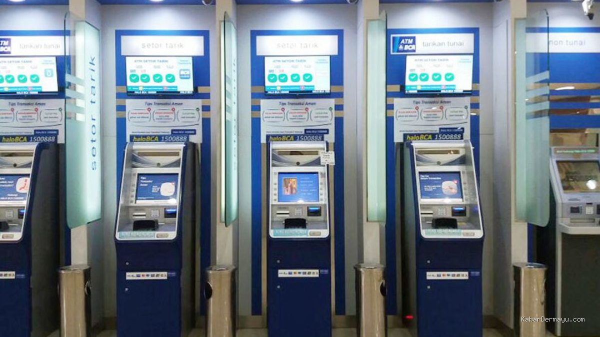 Photo by kabarmedan.com - Tips Hemat Biaya Tarik Tunai di ATM Beda Jaringan Bank