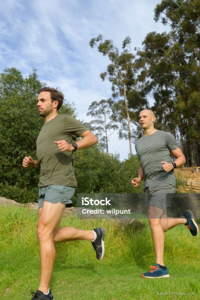Photo by istockphoto.com - Trik Lolos Tes Fisik Lari 12 Menit dan Push Up Seleksi Operator PT Astra