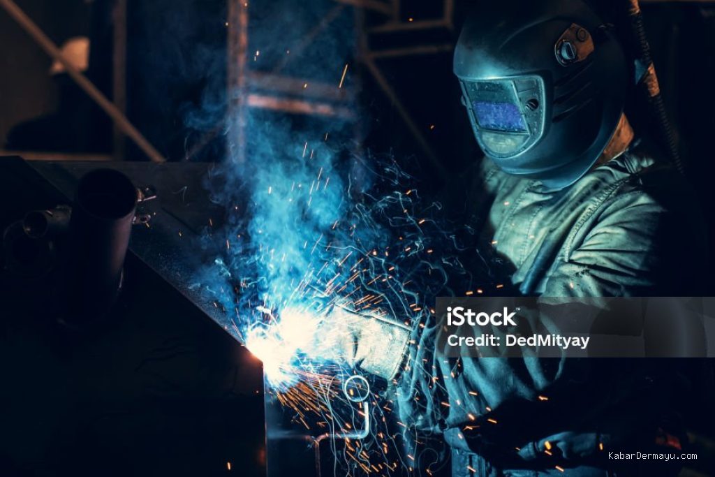 Syarat Mengurus Sertifikat Keterampilan Las Welder untuk Kerja Pabrik Kapal