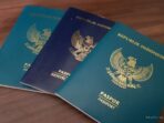 syarat-pembuatan-paspor-24-halaman-vs-48-halaman-untuk-syarat-kerja-pabrik-luar-12693 Photo by lifestyle.bisnis.com - Syarat Pembuatan Paspor 24 Halaman vs 48 Halaman untuk Syarat Kerja Pabrik Luar