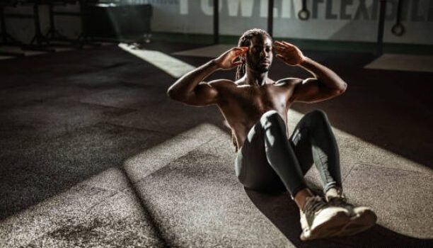 Trik Melatih Otot Perut Sit Up Supaya Dapat Poin Sempurna di Tes Fisik