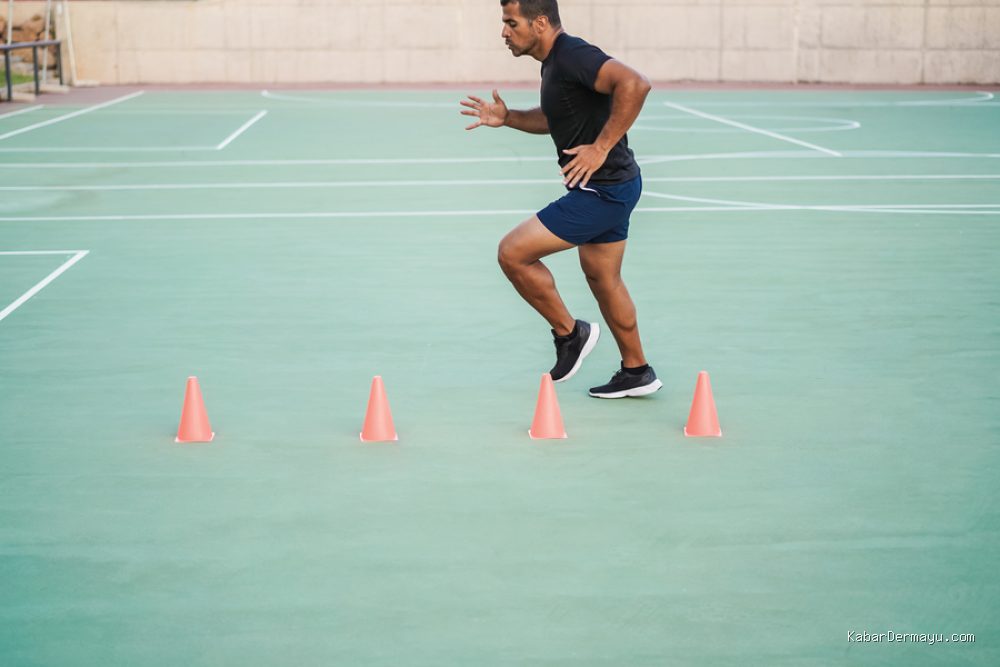 Photo by superlive.id - Trik Mempersiapkan Fisik untuk Tes Lari Shuttle Run Bolak Balik Cepat